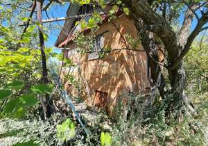 Дом 40м&sup2;, 2-этажный, участок 8 сот.  