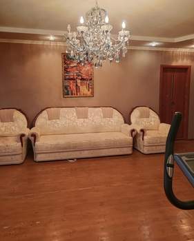 Дом 190м², 3-этажный, участок 9 сот.  