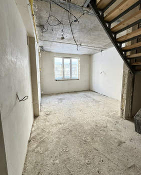 Дом 166м&sup2;, 3-этажный, участок 2 сот.  