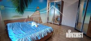 Дом 206м&sup2;, 3-этажный, участок 12 сот.  