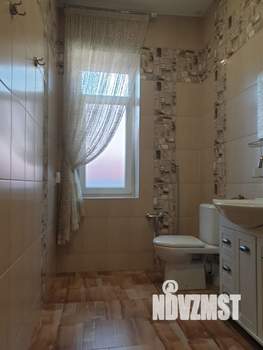 Коттедж 420м², 3-этажный, участок 20 сот.  