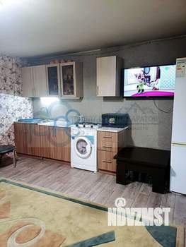 Дом 80м&sup2;, 2-этажный, участок 5 сот.  