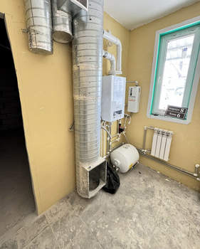 Дом 166м&sup2;, 3-этажный, участок 2 сот.  