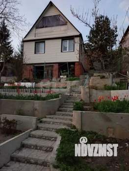 Дом 42м&sup2;, 2-этажный, участок 5 сот.  