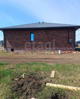 Дом 75м&sup2;, 1-этажный, участок 9 сот.  