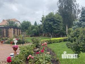 Дом 460м&sup2;, 2-этажный, участок 15 сот.  