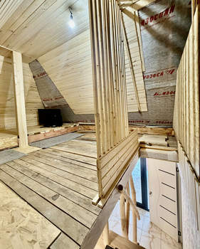 Дом 30м&sup2;, 2-этажный, участок 6 сот.  