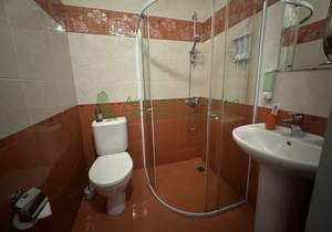 Дом 255м&sup2;, 3-этажный, участок 4 сот.  