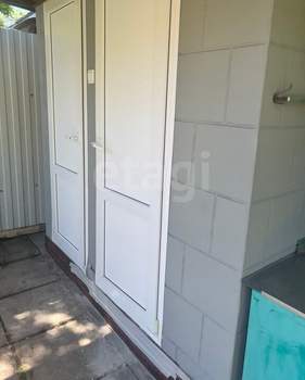 Дом 60м², 2-этажный, участок 5 сот.  