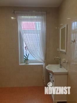Коттедж 420м², 3-этажный, участок 20 сот.  