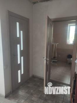 Дом 240м², 3-этажный, участок 10 сот.  