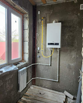 Дом 176м&sup2;, 2-этажный, участок 6 сот.  