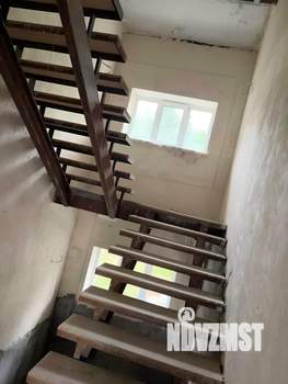 Коттедж 575м², 4-этажный, участок 10 сот.  