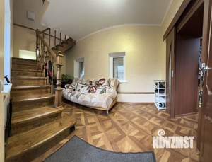 Дом 162м&sup2;, 2-этажный, участок 4 сот.  