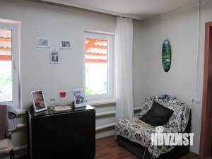 Дом 61м&sup2;, 2-этажный, участок 7 сот.  