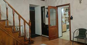 Дом 220м², 3-этажный, участок 6 сот.  
