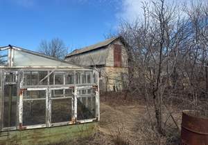 Дом 42м&sup2;, 2-этажный, участок 9 сот.  