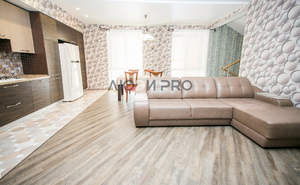 Дом 223м&sup2;, 2-этажный, участок 6 сот.  