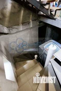 Дом 200м&sup2;, 3-этажный, участок 6 сот.  