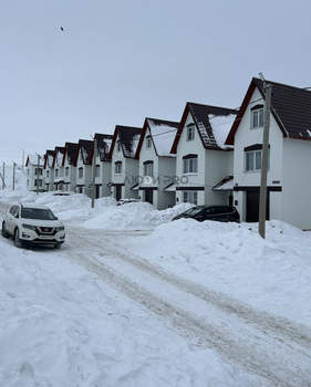 Дом 143м&sup2;, 3-этажный, участок 2 сот.  