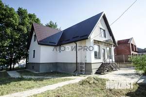 Дом 291м², 2-этажный, участок 11 сот.  