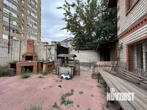 Дом 220м², 2-этажный, участок 2 сот.  
