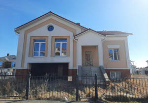 Дом 287м², 2-этажный, участок 13 сот.  