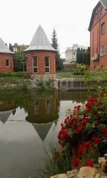 Дом 584м², 4-этажный, участок 33 сот.  