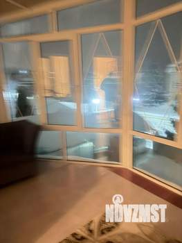 Коттедж 500м&sup2;, 3-этажный, участок 15 сот.  