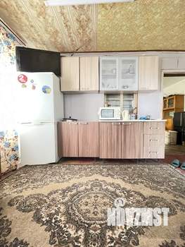 Дом 60м², 2-этажный, участок 6 сот.  