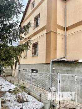 Коттедж 190м², 3-этажный, участок 10 сот.  