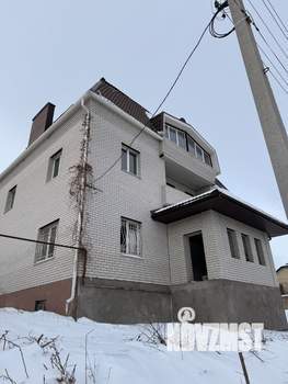 Коттедж 495м&sup2;, 3-этажный, участок 13 сот.  