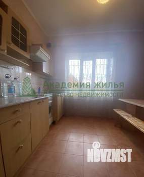 Дом 187м&sup2;, 2-этажный, участок 2 сот.  