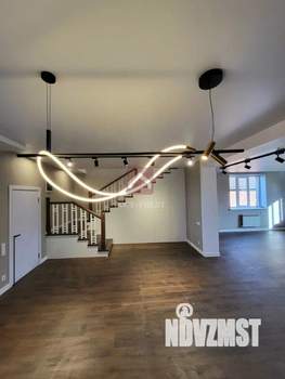 Дом 356м², 2-этажный, участок 11 сот.  