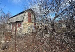 Дом 42м&sup2;, 2-этажный, участок 9 сот.  