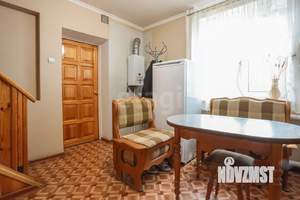 Дом 152м², 3-этажный, участок 2 сот.  