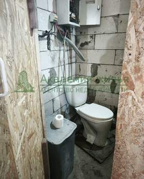 Дом 142м&sup2;, 2-этажный, участок 10 сот.  