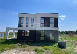 Дом 165м², 2-этажный, участок 10 сот.  