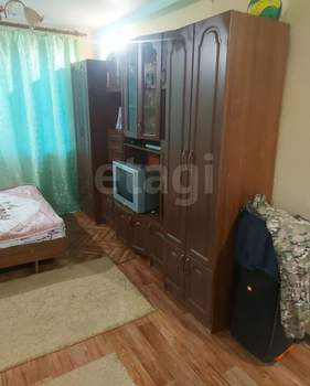 Дом 30м&sup2;, 2-этажный, участок 10 сот.  