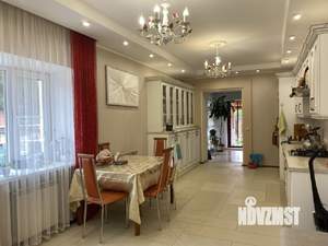 Дом 460м&sup2;, 2-этажный, участок 15 сот.  
