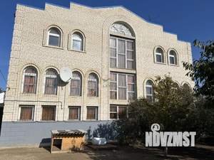 Дом 368м², 3-этажный, участок 14 сот.  