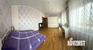 Коттедж 295м², 3-этажный, участок 6 сот.  