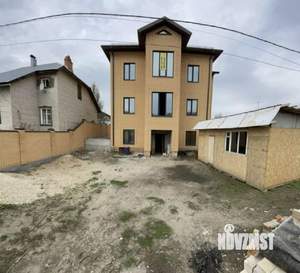 Коттедж 314м&sup2;, 3-этажный, участок 8 сот.  