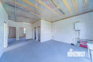 Дом 200м&sup2;, 2-этажный, участок 5 сот.  