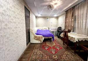 Дом 40м&sup2;, 2-этажный, участок 1 сот.  