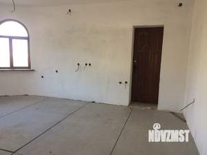 Коттедж 350м², 2-этажный, участок 11 сот.  