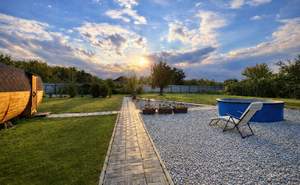 Дом 64м&sup2;, 2-этажный, участок 11 сот.  