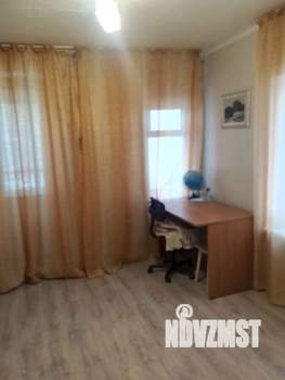 Дом 64м&sup2;, 2-этажный, участок 1 сот.  