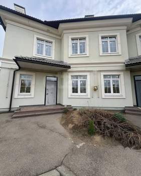 Дом 160м&sup2;, 2-этажный, участок 4 сот.  