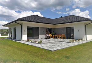 Дом 180м&sup2;, 1-этажный, участок 8 сот.  